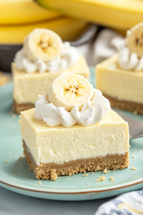 Banana Cream Cheesecake Bars