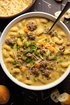 One-Pot Macaroni Cheeseburger Soup - That Oven Feelin