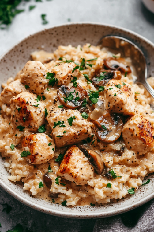 One Pot Chicken & Mushroom Rice - That Oven Feelin